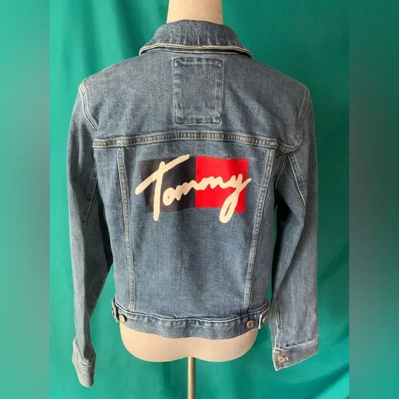 Tommy Hilfiger Vintage Women's Blue Denim Jacket, Classic Trucker Styling Size L - Picture 2 of 4